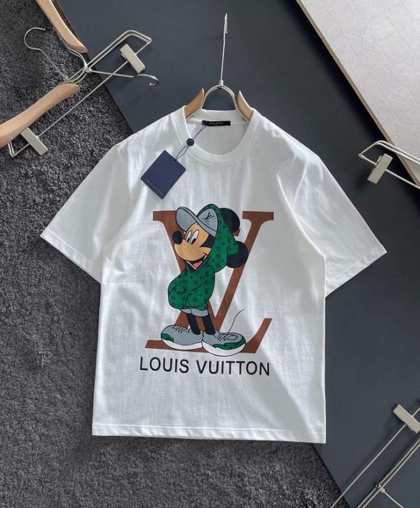 Picture of Louis Vuitton T Shirts Short _SKULVXS-LmptxL00826870